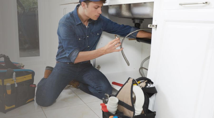 Expert burst pipe repair services in Hartville, WY
